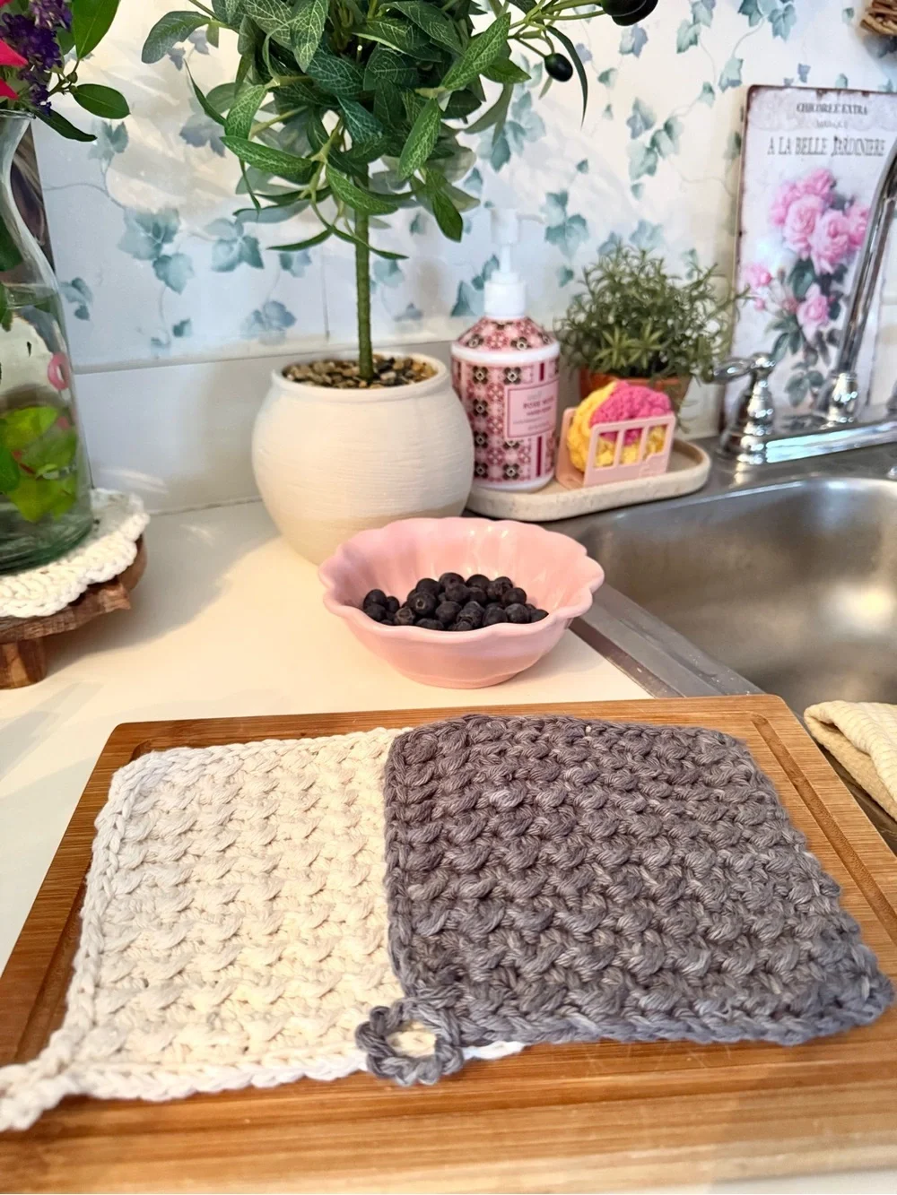 Chunky Crochet Trivets / Potholders - Cream & Grey Set